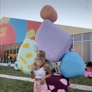 Meet your Posher, Samantha